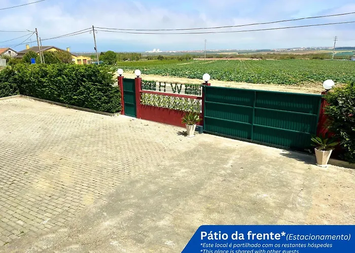 Rum i privatbostad W.h.house Atouguia Da Baleia