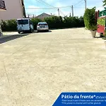 Δωμάτια σε οικογενειακή κατοικία W.h.house *