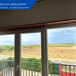 Δωμάτια σε οικογενειακή κατοικία W.h.house *