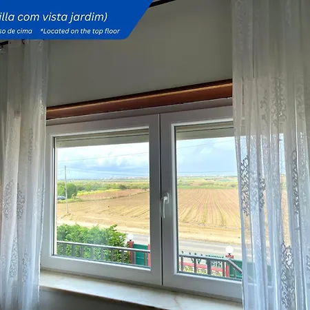 W.h.house Homestay Atouguia Da Baleia