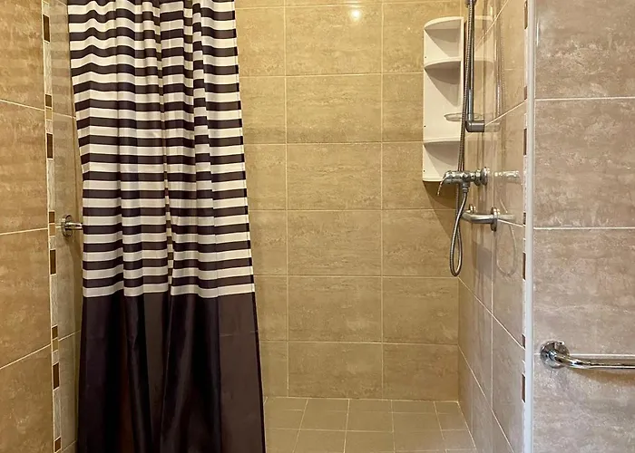 W.h.house ホームステイ